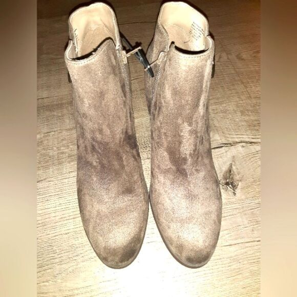 BRAND new Brown wedge booties sz.10 - Picture 7 of 8